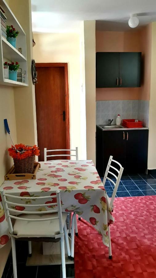 Apartman Tatjana Сутоморе Экстерьер фото