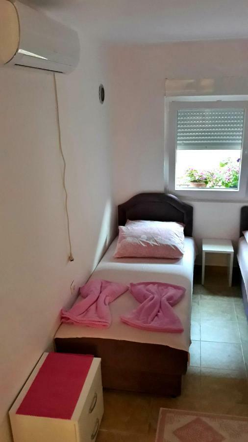Apartman Tatjana Сутоморе Экстерьер фото