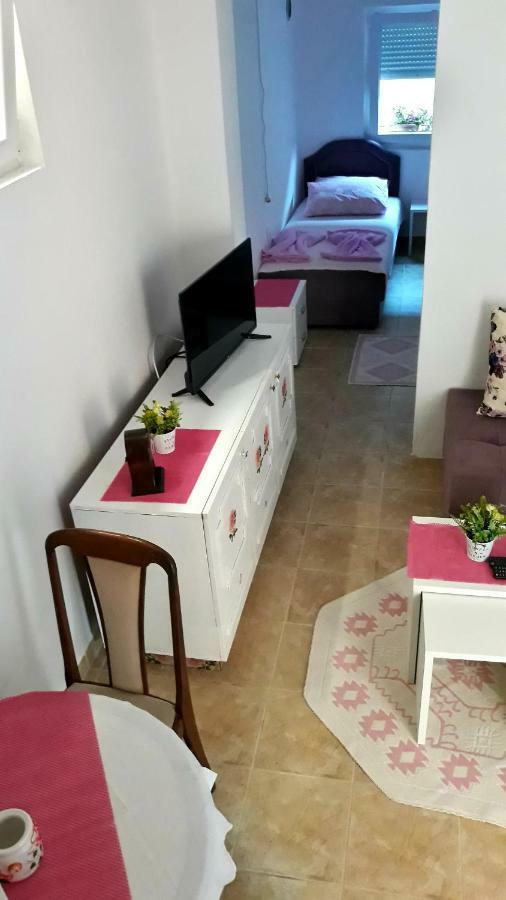 Apartman Tatjana Сутоморе Экстерьер фото